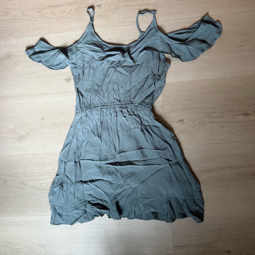 Roe + may Gray Sleeveless Dress
